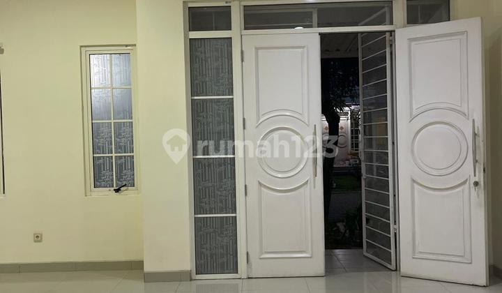 Disewakan Rumah di Green Lake Siap Huniii 2