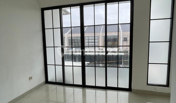 Disewakan Segera Rumah Termurah di Green Lake City 2