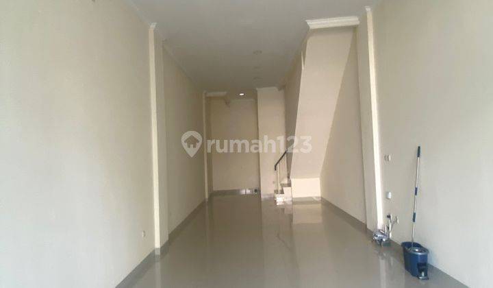  di Green Lake City Ruko 286 m² Unfurnished 1