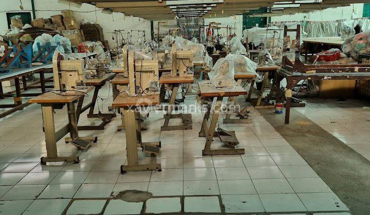 Pabrik Murah di Mainroad Jl Cibolerang Bandung 5