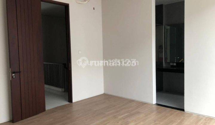 Rumah Murah Bagus Modern Minimalis di Sentrasari Kulon 2