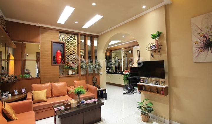 Dijual Rumah Tamsur 5 Kt3+1 , 2lantai , Semifurnished , Rapi , Siap Huni 2