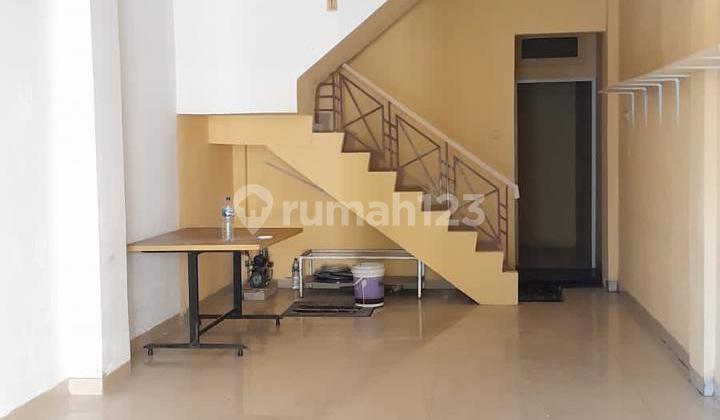 For Rent, 4-Storey Daan Mogot Baru Shop House, Neat and Ready to Occupy