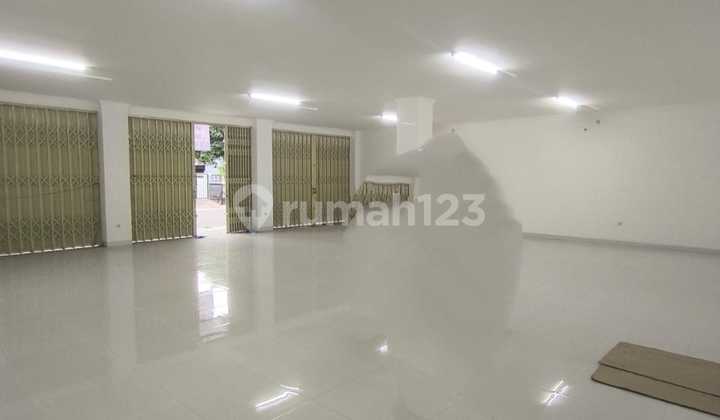 For Rent Citra 3 Shop House, 1 Floor Size 144M2.. Neat Ready to Use