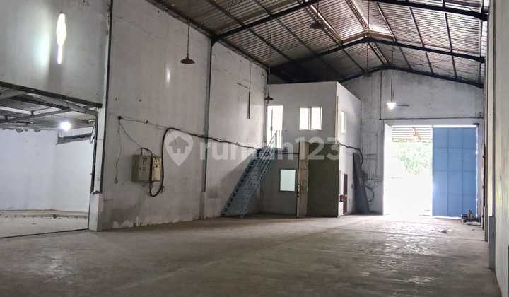 Disewakan Gudang Kbc Lb 676M2 , Rapi Siap Pakai