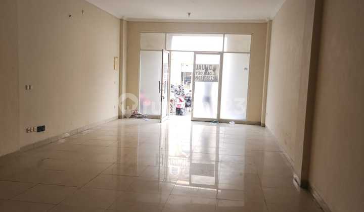 Di Sewakan / di Jual Ruko Green Lake , Sentral Niaga 4 Lantai Rapi Siap Huni