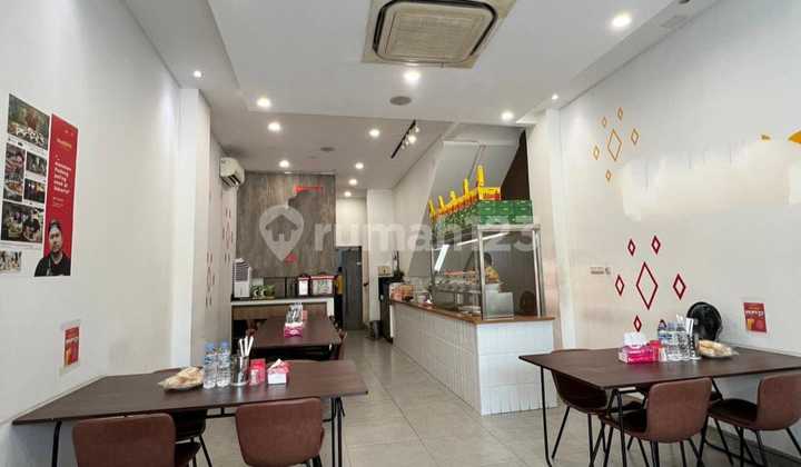 Dijual Ruko Green Lake 4Lantai Boulevard Rapi Siap Huni