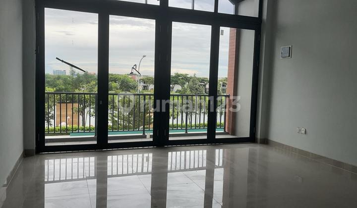 For Rent: Citra 8 Shop House, 2 Floors, Lake View, Suitable for Restaurant, etc. 2