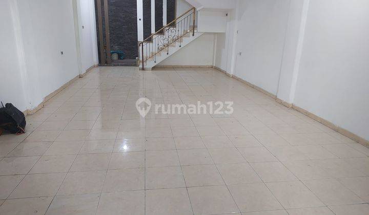 Ruko Tomang Siap Pakai 3lantai Unfurnished 1