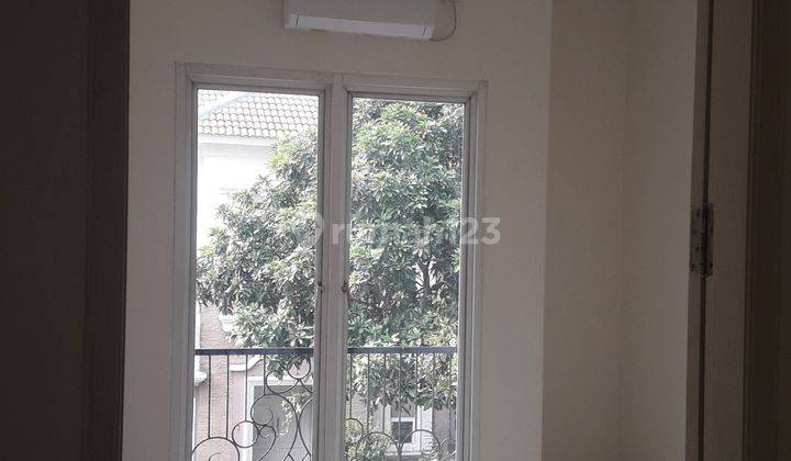 Rumah 2 Lantai Unfurnished di Gading Serpong Pondok Hijau Golf 9