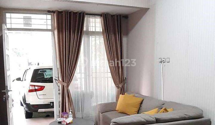 Rumah Sektor Cantik 2 Lantai Lokasi Strategis Gading Serpong Jual 1