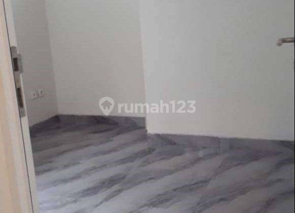 Disewakan Rumah Gading Serpong Malibu Big Living Room And Fresh 7