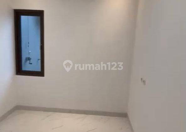 Rumah Utan Kayu Matraman Jalan Pramuka Salemba Jakarta Timur 2