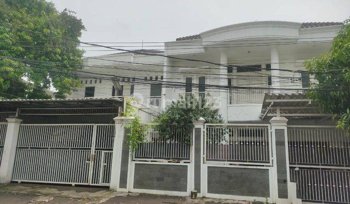 Rumah Luas di Kavling Hankam Joglo, 2 Lt, Strategis, Jalan Lebar 1