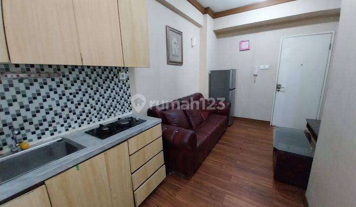 Apartemen Grand Emerald, Furnished, Mid Level, 2br, Dekat Lrt 1