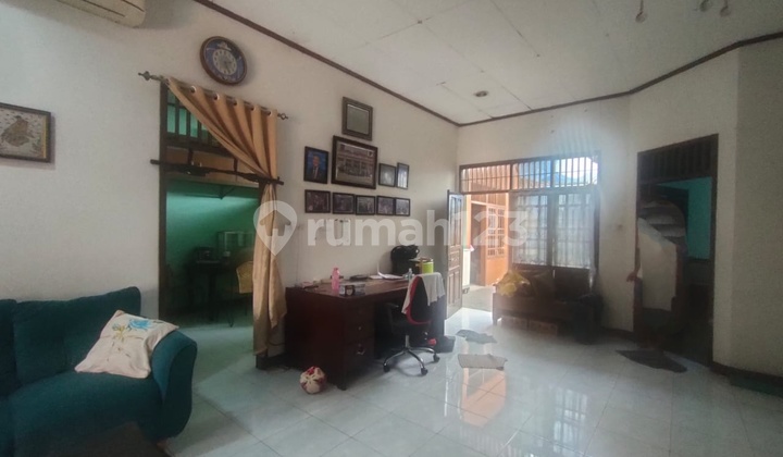 Rumah Jl Kemangsari Jatibening, lokasi strategis, dekat akses jl raya, rumah luas, 1,5lt, jarang ada 2