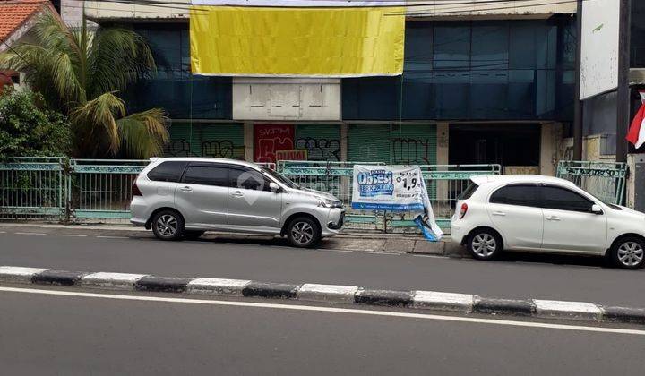 Ruko Gandeng di Jalan Raya 2