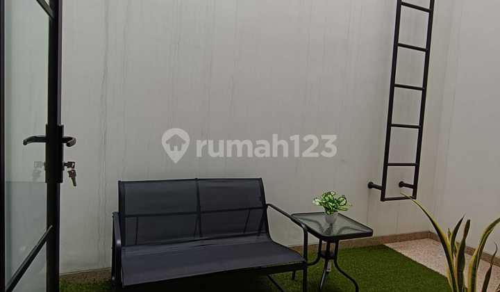 Rumah Baru Meruya Utara Jak-Bar 2