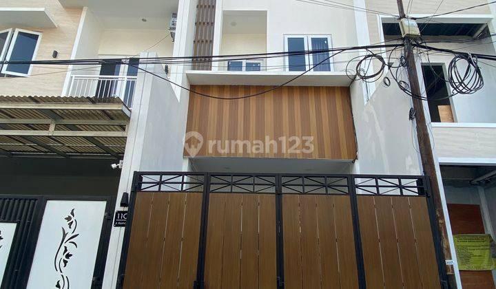 Rumah Baru Minimalis @Tomang 3 Lantai 1