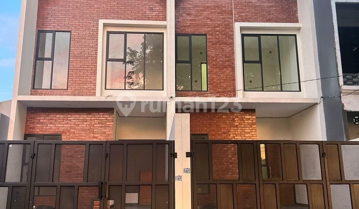 Meruya Utara @jakbar Rmh Baru Ready