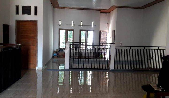 Rumah Mewah 2 Lantai 280 M2 SHM di Kota Purwakarta Dijual Murah 2