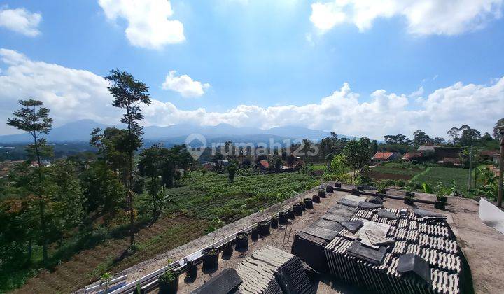 Dijual Murah Rumah Villa + Kebun Pemandangan Bagus di Sumedang 1