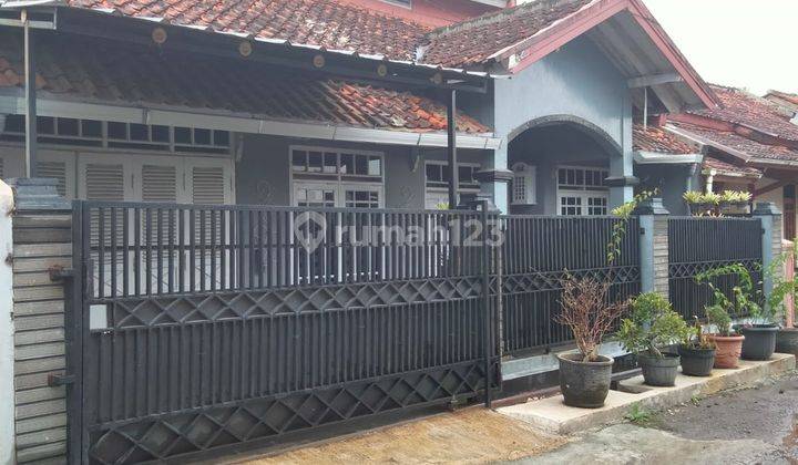 Dijual Murah Rumah Semi Furnished Dekat Masjid 2 Menit Ke Tol Cimalaka Sumedang 1