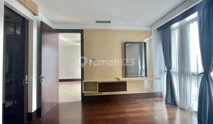 Cozy and Comfotable Strategic Apartment in South Jakarta 2