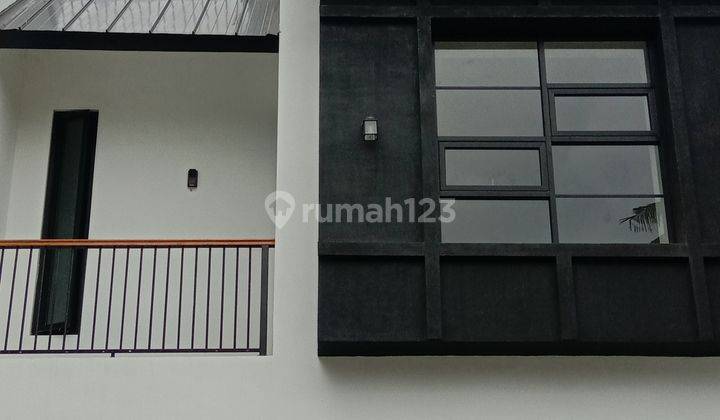 Rumah Modern Farmhouse Dalam Cluster 2