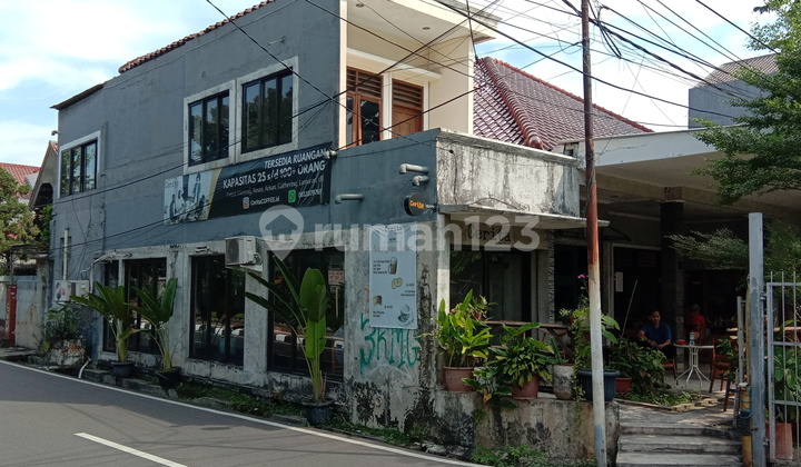 Sell Strategic House Suitable for Cafe or Office 2