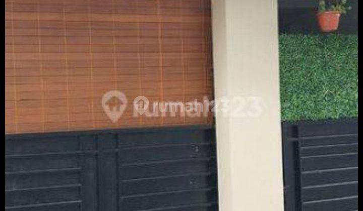 Rumah Dijual Cepat Strategis Dalam Kompleks  1