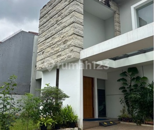 Ready-to-Live House with Swimming Pool in Cilandak, South Jakarta Ready-to-Live House with Swimming Pool in Cilandak, South Jakarta