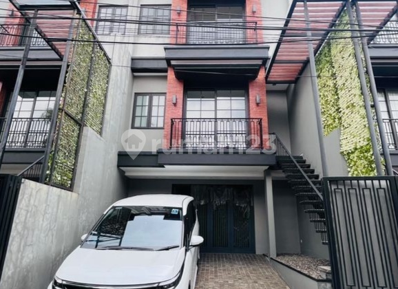 Dijual Cepat Rumah Siap Huni Belakang Cilandak Town Square