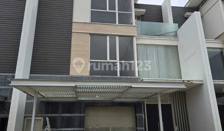 Disewakan Rumah Mewah Golf Island Uk 10X30 4 Kamar View Golf!! Disewakan Rumah Mewah Golf Island Uk 10X30 4 Kamar View Golf!!