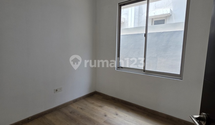 Disewakan Rumah Golf Island PIK Ukuran 6x15 ada 3 AC 130Juta NEGO 2