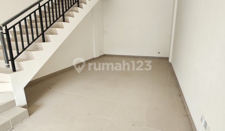 For Rent Millennial Ruko PIK 2 Strategic Location Near Housing!!