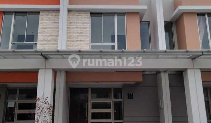 Disewakan Rumah PIK 2 Depan Ukuran 4,5x10 2 kamar 2 AC 47Juta aja Disewakan Rumah PIK 2 Depan Ukuran 4,5x10 2 kamar 2 AC 47Juta aja