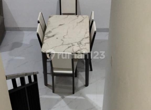 Disewakan Rumah Villa Pasir Putih Pik 2 Uk 6X12,5 Furnish 3 Kamar 2