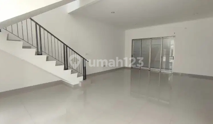 For Rent PIK 2 House Size 10X15 4 Rooms Price 180 Million/Year 2
