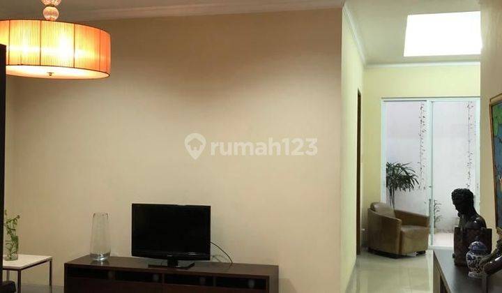 Rumah Cantik Di Kawasan Elit Pondok Indah Jakarta Selatan  2