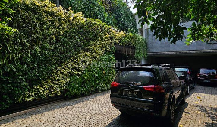 TURUN HARGA...!!! Rumah Model Kontemporer Di Kemang Jakarta Selatan  2