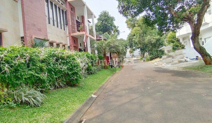 Rumah Cantik Dalam komplek Di Senayan Bintaro Tangerang Selatan  1