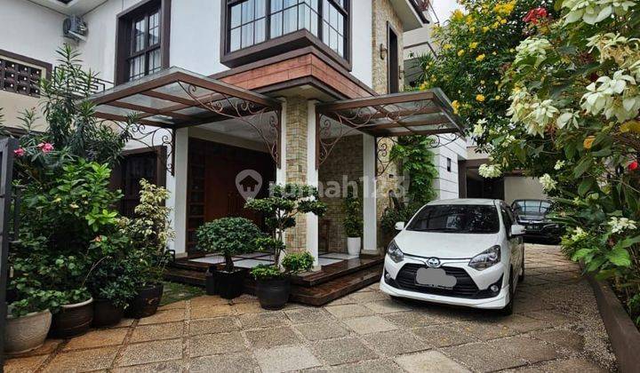 Dijual Rumah Mewah Beserta Kamar Kost Di Kebayoran Lama Jakarta Selatan  1