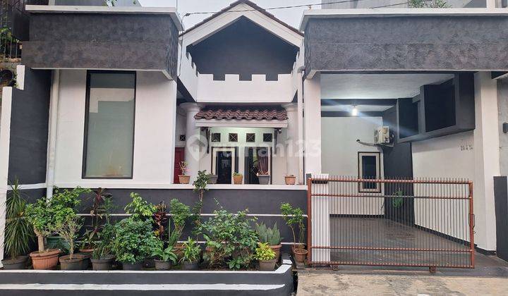 Dijual Rumah Dalam Komplek Di Pamulang Tangerang Selatan 1