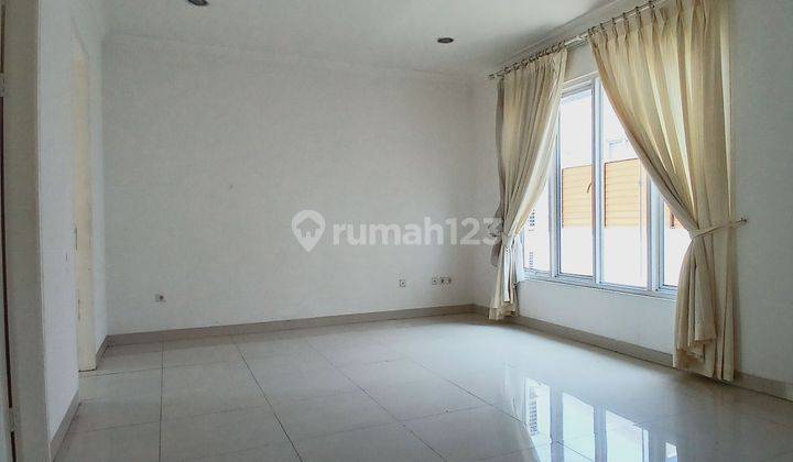 Dijual Rumah Dalam Townhouse Siaphuni Di Jagakarsa Jakarta Selatan  2