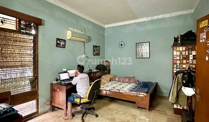 Rumah Lama Terawat Di Scbd Area Senopati Kebayoran Baru Jakarta Selatan  2