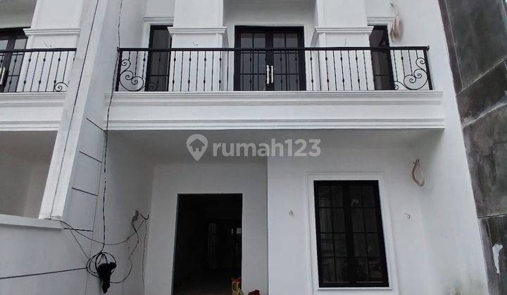 Rumah Baru Dalam Cluster Di Area Ragunan Jakarta Selatan 1