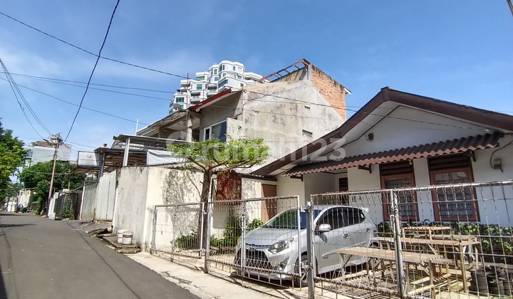 Di Jual Rumah Hitung Tanah Di Harga Menarik Di Pancoran Jakarta Selatan