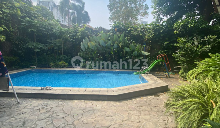 Rumah Komersil Tersewa Untuk Resto Di Kawasan Kemang Jakarta Selatan 2