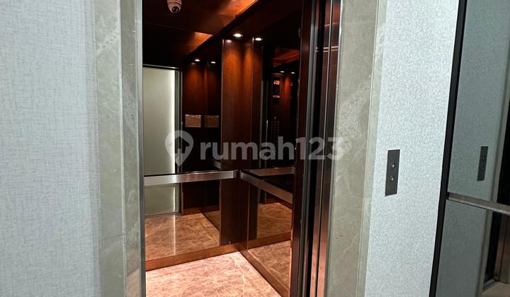 Luxury Apartment Wang Residence 3 Bedrooms for Sale Cheap, Panjang Street, West Jakarta 2